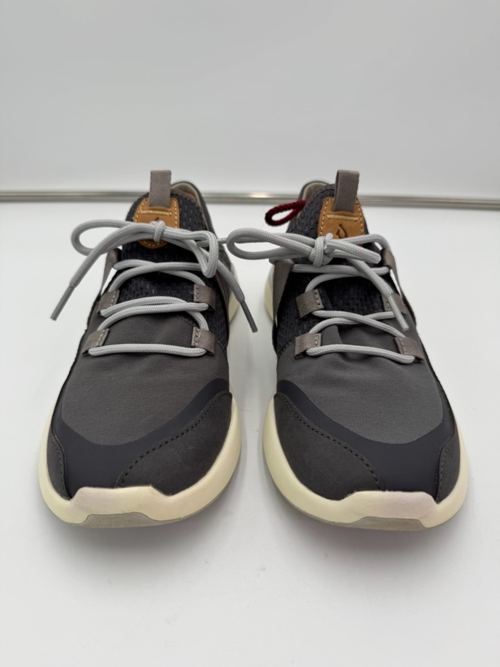 Olukai Kawela Womens Sneakers Gray Comfort Walking Shoes Size 7 Lightweight